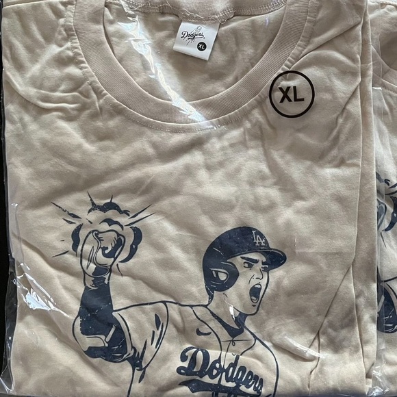 Shohei Dodger Giveaway Tshirt XL  NEW Currentky at game - Picture 3 of 4